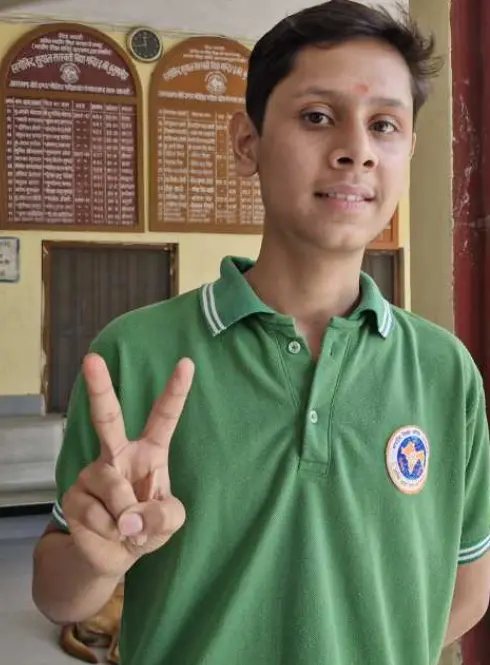 उत्तराखंड बोर्ड का परिणाम - कुसुमखेड़ा के जतिन जोशी ने किया हाई स्कूल टॉप - Sach Ki Top (सच की तोप)
