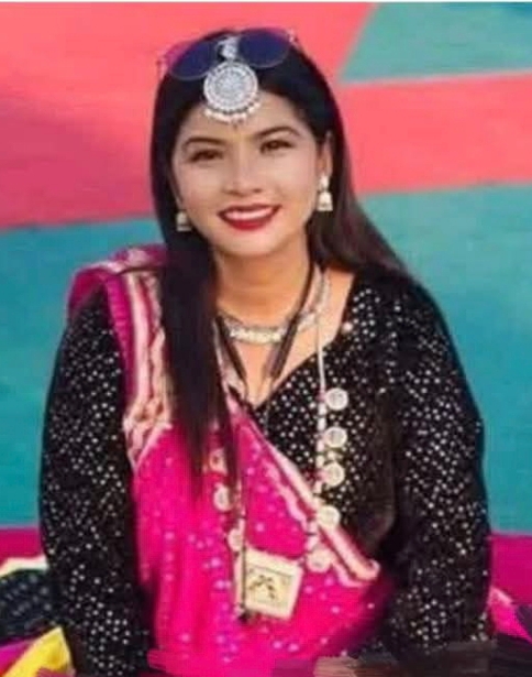 थारू जनजाति की लोकगायिका रिंकू राणा की सड़क हादसे में मौत, सीएम धामी ने जताया दुख